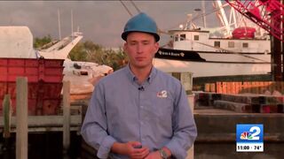 Massive crane set to pick up Fort Myers Beach shrimp boats stranded on dry land