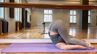 Yoga & contortion workout & stretch splits #yoga #contortion #stretch #split #flexibility