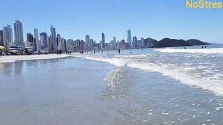 Praia Central em Balneário Camboriú ???????? Brasil ☀️ ???????? #beach