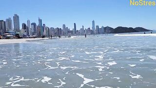 Praia Central em Balneário Camboriú ???????? Brasil ☀️ ???????? #beach