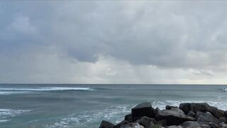 The Noosa Bar and Main Beach. Sunday morning, November 6, 2022.