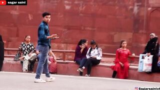 लड़कियो अगर आपको खूबसूरत लड़के पसंद है Funny Prank On Girl's ????। Girls Reaction ????। Sagar Saini