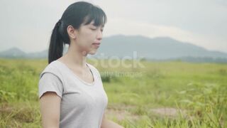 Meditation and relaxing yoga exercise ????‍♀️/ Girl feeling relax her body ????‍♀️/Do support plz#viral