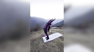 Yoga Asanas flow| Morning streching| Yoga Everywhere| Surya namaskar| uttrakhand| @Mandrishtiyog