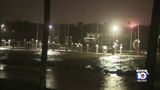 Areas near Jupiter, West Palm Beach seeing flooding, strong wind from Hurricane Nicole