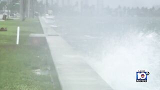 Areas near Jupiter, West Palm Beach seeing flooding, strong wind from Hurricane Nicole