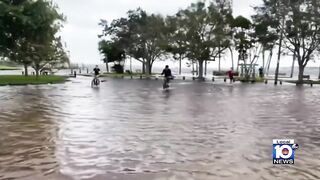 Areas near Jupiter, West Palm Beach seeing flooding, strong wind from Hurricane Nicole