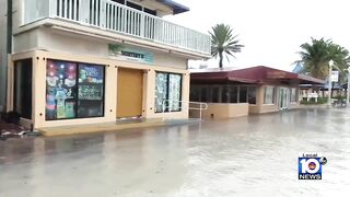 Hollywood Beach businesses brace for high tide