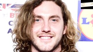 Brighton's Seann Walsh to enter I'm A Celebrity with Matt Hancock . Bushtucker trial