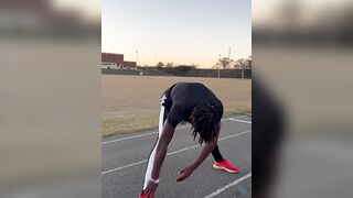 Isaac Wright’s post workout stretches