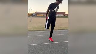 Isaac Wright’s post workout stretches