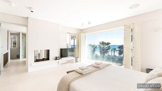 UNIQUE! Modern Frontline BEACH Villa【14.500.000€】Golden Mile Marbella