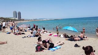 Beach Walking tour - Barcelona Spain - Barceloneta Beach 2022