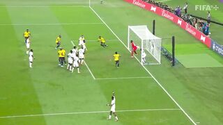 Koulibaly steals the show | Ecuador v Senegal | FIFA World Cup Qatar 2022