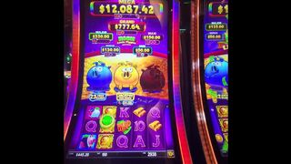 $15 BET MASSIVE WIN RICH LITTLE PIGGIES JACKPOT FREE GAMES - ROYAL CARIBBEAN SYMPHONY OF THE SEAS