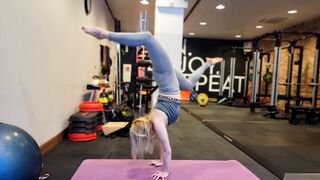 Contortion workout for Flexibility & Mobility. Stretching exercises. Yoga. Gymnastics