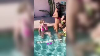 Sophie Dee, Alexas Morgan Twerk In Bikinis (07/20/2020)