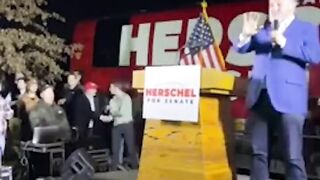 Cruz TKOs The Dems With Funny Joke At Walker Rally