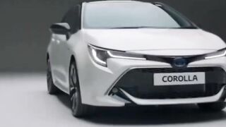 New Toyota Corolla Hybrid 2023 Models Cars Launched and Price in Pakistan