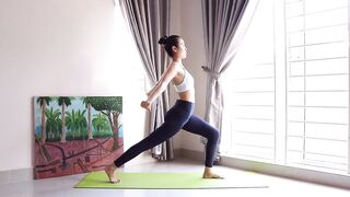 Power Yoga & Stretching - Yoga in Room