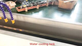 Vacuum forming plastic flexible corrugated pipe machine