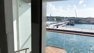 LIVE SAIL AWAY CELEBRITY REFLECTION. NASSAU BAHAMAS DECEMBER 2022