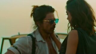 Jhoome Jo Pathaan Song | Shah Rukh Khan, Deepika | Vishal & Sheykhar, Arijit Singh, Sukriti, Kumaar