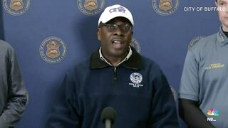 Buffalo Mayor Announces Lifting Of Travel Ban After Heavy Snowfall