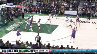 Back-to-Back 40/20/5+ games for The Greek Freak