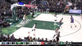 Giannis Drops Back To Back 40 Pts & 20 REB Games | December 30, 2022