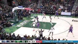 Giannis Drops Back To Back 40 Pts & 20 REB Games | December 30, 2022