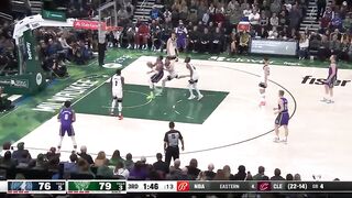 Giannis Drops Back To Back 40 Pts & 20 REB Games | December 30, 2022