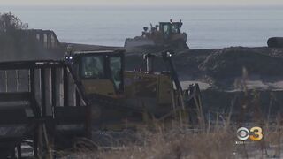 Crews at work replenishing Ocean City, NJ beach