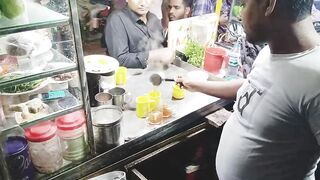 চাষাড়ার সেই বিখ্যাত লেবু চা | Amazing Street Tea of Dhaka | Celebrity Chai Wala | Food Dhaka