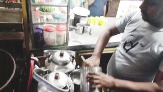 চাষাড়ার সেই বিখ্যাত লেবু চা | Amazing Street Tea of Dhaka | Celebrity Chai Wala | Food Dhaka