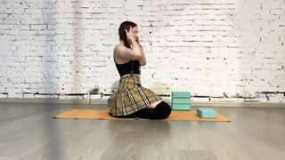 Stretching at home | Yoga for Beginners | Yogis | Healthy Life