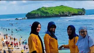 Video Pendek Cinematic Sadranan Beach