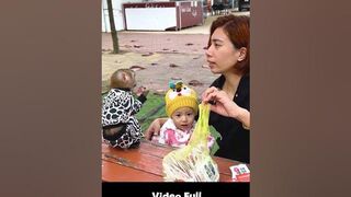 Monkey Hair Red and Baby Diem relax and play at the beach with their Mom part 3 #short