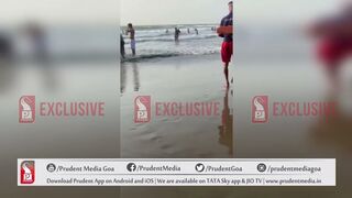 RAJASTHAN REGISTERED VEHICLE GETS STUCK AT VAGATOR BEACH