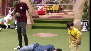 Mc Stan Bane No.1 Celebrity Biggest Record ????, Abdu After Evicted New Show , Bigg boss Today Episode