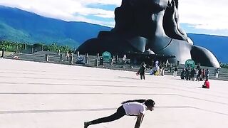 suryakriya potent #kriyayoga in front of #adiyogi #ishafoundation #nature #yoga #coimbatore #shorts