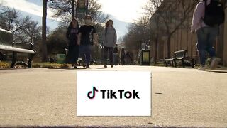 Students and faculty react as Texas TikTok ban takes effect at public universities