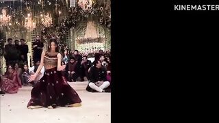 Shan Shahid's Daughter Wedding || Shan's Niece's Amazing Flexible Dance in Event || Dance Viral????