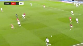 Wout Off The Mark! ???????? | Forest 0-3 Man Utd | Highlights