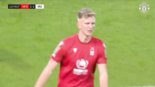 Wout Off The Mark! ???????? | Forest 0-3 Man Utd | Highlights