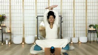 Glimpse into Kundalini Prenatal Yoga Teacher Training (2m)