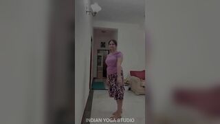 Indian Yogini ARM TWIST | MOBILITY & BINDING CHALLENGE| Yoga Challenge | Indian Yoga Girl | Yogi