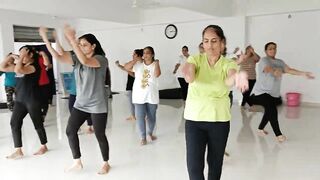 WEIGHT LOSS YOGA AEROBICS Om yog pith surat