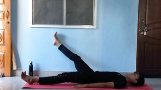 How to do chakrapadasana....#yoga #flexibility #best stretching for building strenght