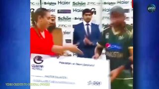 Top 08 Funny Moments in Cricket History - best cricket funny moments - Comedy Moments in Cricket